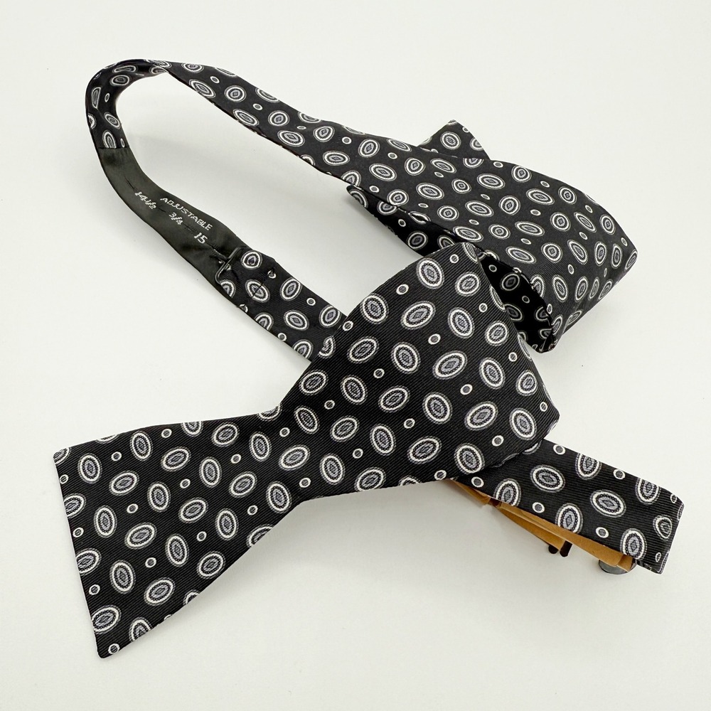 ORIGINAL PENGUIN Bowtie Silk Black Geometric Circles‎ New